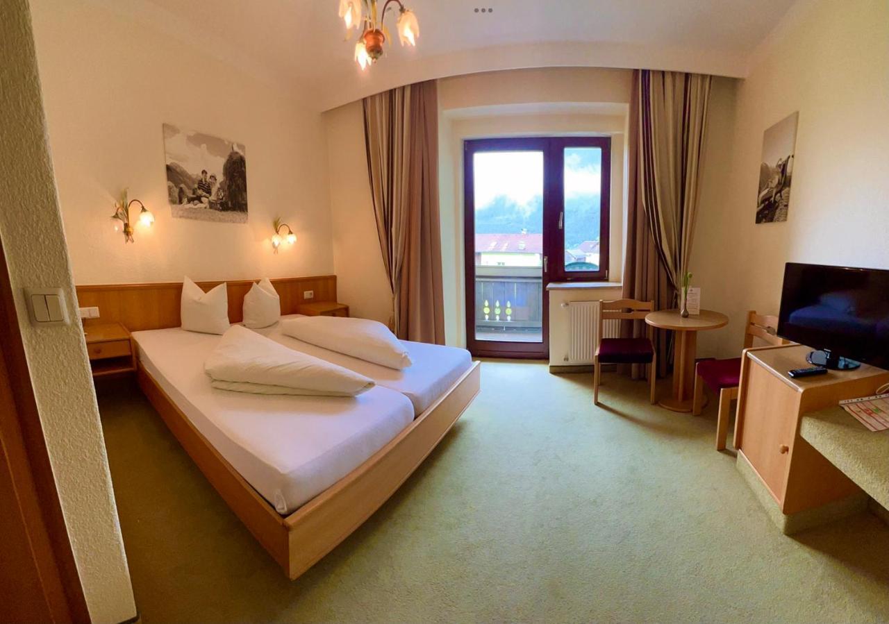 Hotel Zum Lamm Тарренц Экстерьер фото