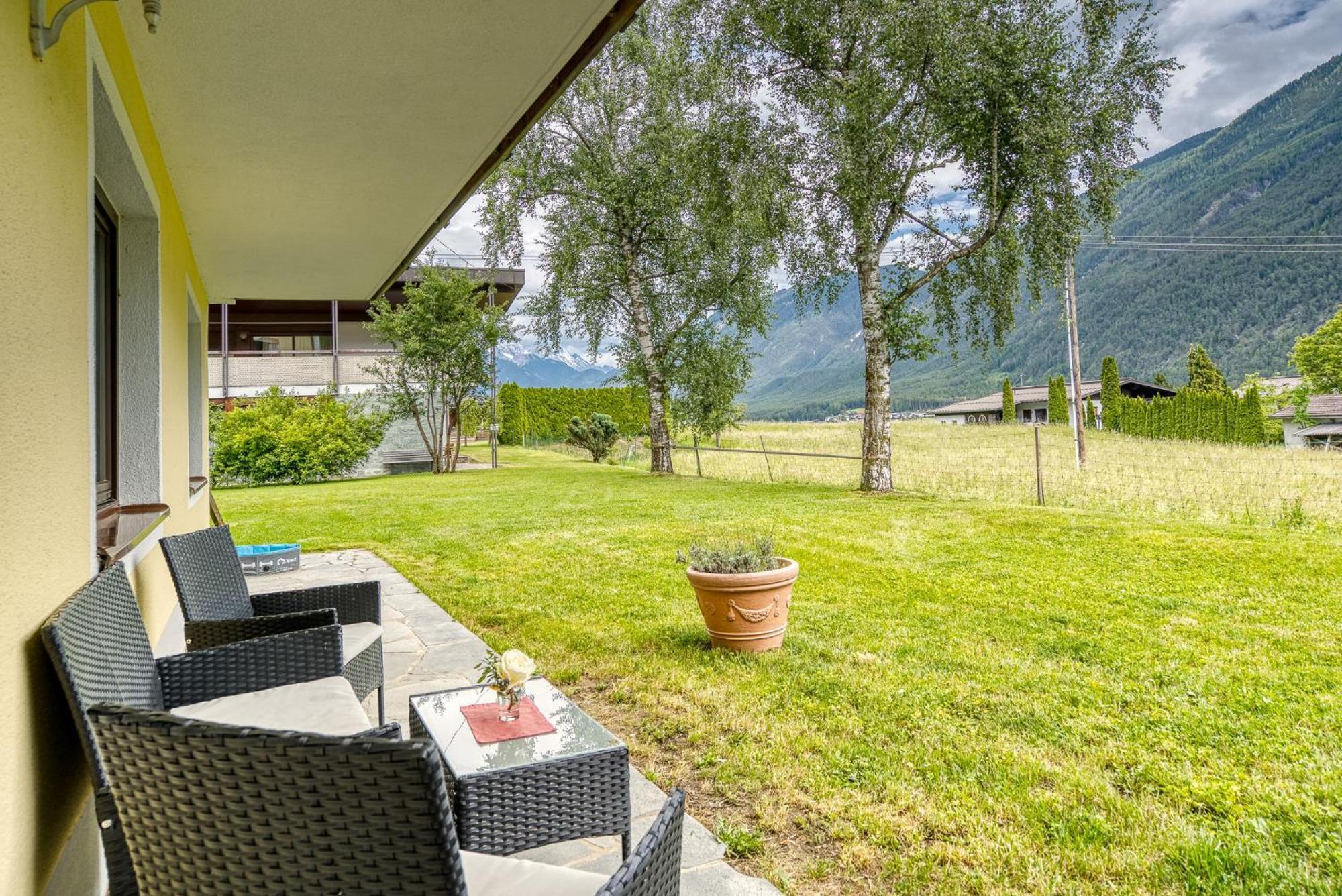 Hotel Zum Lamm Тарренц Экстерьер фото